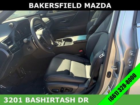 Used 2025 Lexus ES 350 350 w/ Premium Package image 9