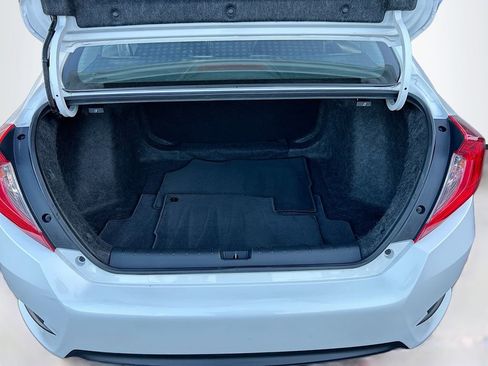Used 2018 Honda Civic EX image 24