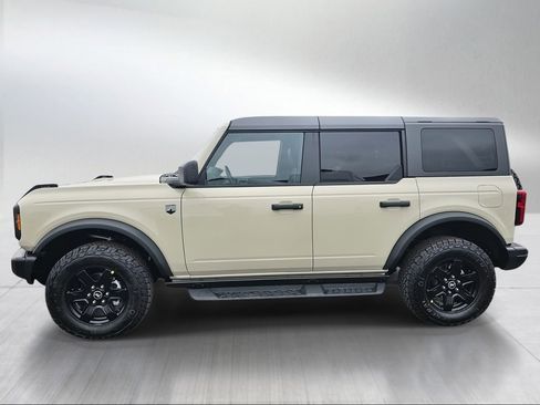 New 2025 Ford Bronco Big Bend w/ Black Diamond Package AWD/4WD image 2