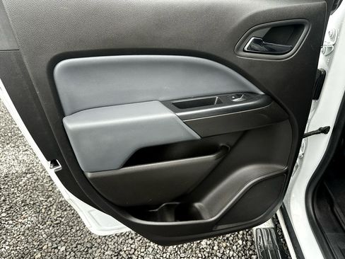 Used 2016 Chevrolet Colorado Z71 image 14