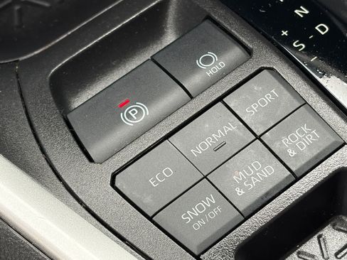 Used 2024 Toyota RAV4 XLE w/ Convenience Package AWD/4WD image 18