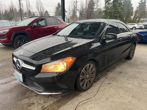 Used 2017 Mercedes-Benz CLA 250 image 2