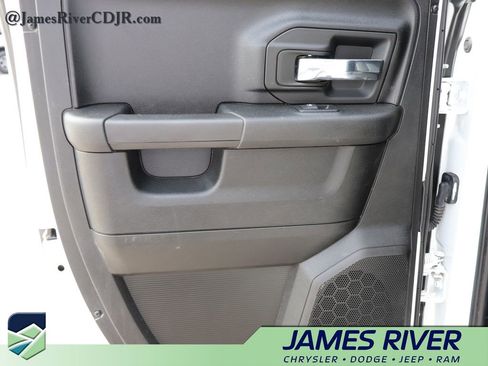 Used 2022 RAM 1500 Classic Warlock AWD/4WD image 16