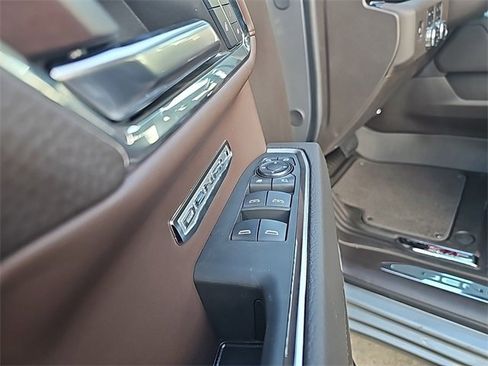 New 2024 GMC Sierra 1500 Denali w/ Technology Package image 11