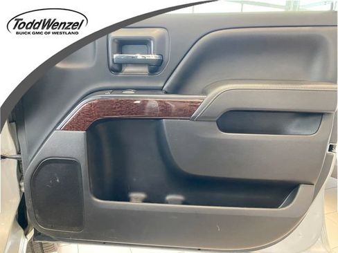 Used 2016 GMC Sierra 1500 SLE w/ SLE Value Package image 11