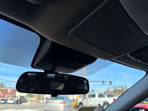 Used 2023 Nissan Sentra SV image 35