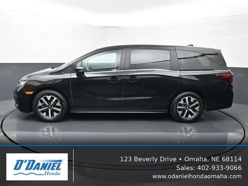 Used 2026 Honda Odyssey EX-L image 2