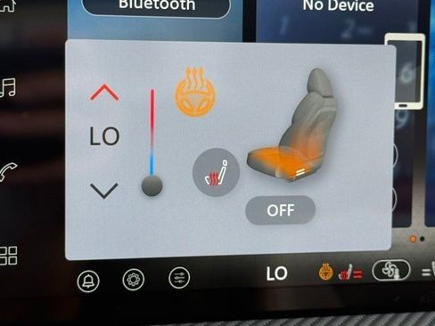 New 2026 Nissan Kicks SR w/ SR Premium Package image 32