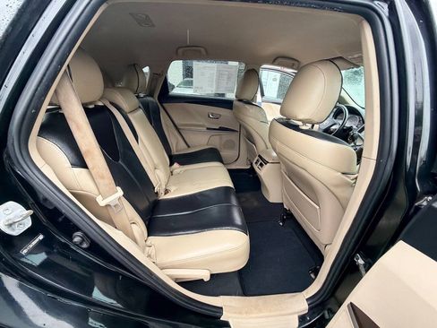 Used 2010 Toyota Venza AWD w/ Convenience Pkg image 66
