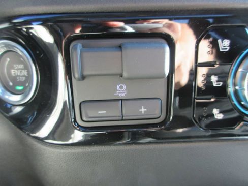 New 2026 GMC Sierra 2500 SLT image 20