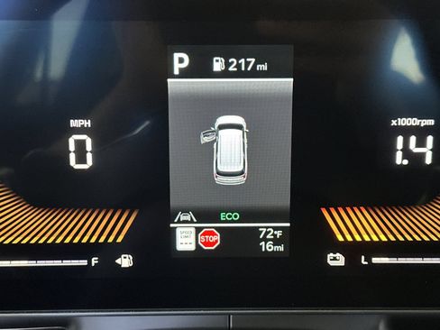 New 2026 Kia Carnival EX FWD image 25