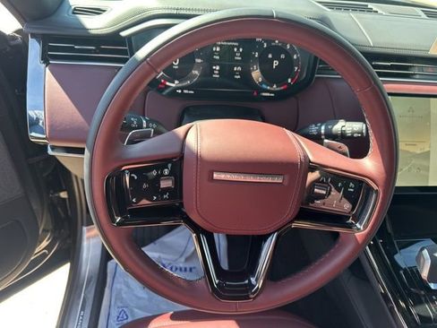 Used 2025 Land Rover Range Rover Sport Dynamic SE image 17