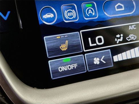 Used 2023 Subaru Outback Premium AWD/4WD image 20