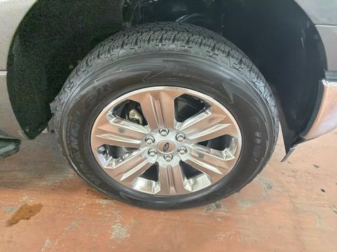 Used 2019 Ford F150 XLT w/ Equipment Group 302A Luxury AWD/4WD image 10
