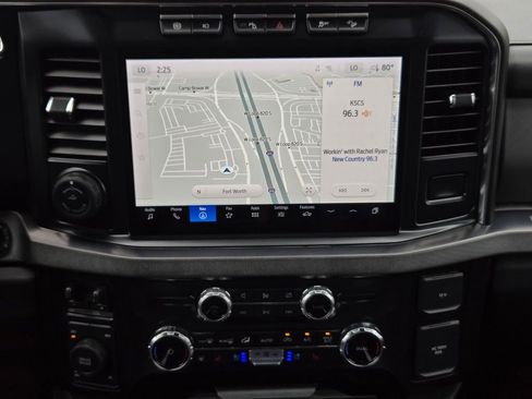 Used 2024 Ford F250 Platinum image 18