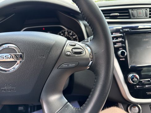 Used 2020 Nissan Murano SV w/ Cargo Package AWD/4WD image 19