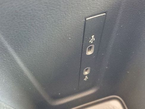 New 2026 Volkswagen Tiguan S image 24