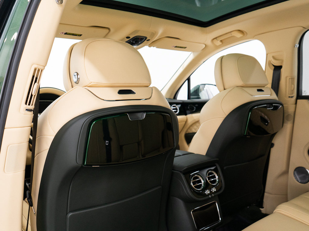 Certified 2022 Bentley Bentayga Speed AWD/4WD image 23