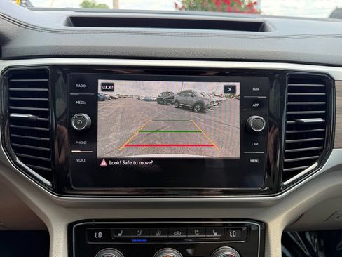 Used 2021 Volkswagen Atlas SEL Premium AWD/4WD image 29