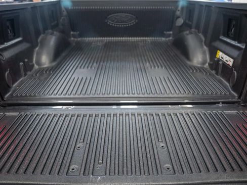 Used 2020 Ford F150 Lariat w/ Equipment Group 502A Luxury AWD/4WD image 9