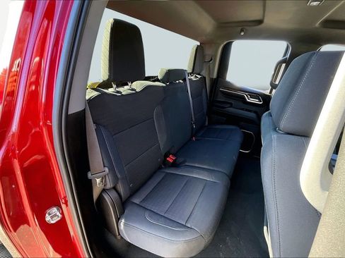 Used 2023 GMC Sierra 1500 Elevation image 17