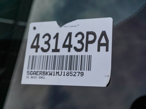 Used 2021 Buick Enclave Essence w/ Sound and Sites Package image 27