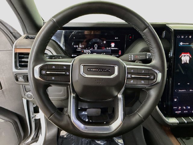 Used 2025 GMC Yukon XL Denali RWD image 12