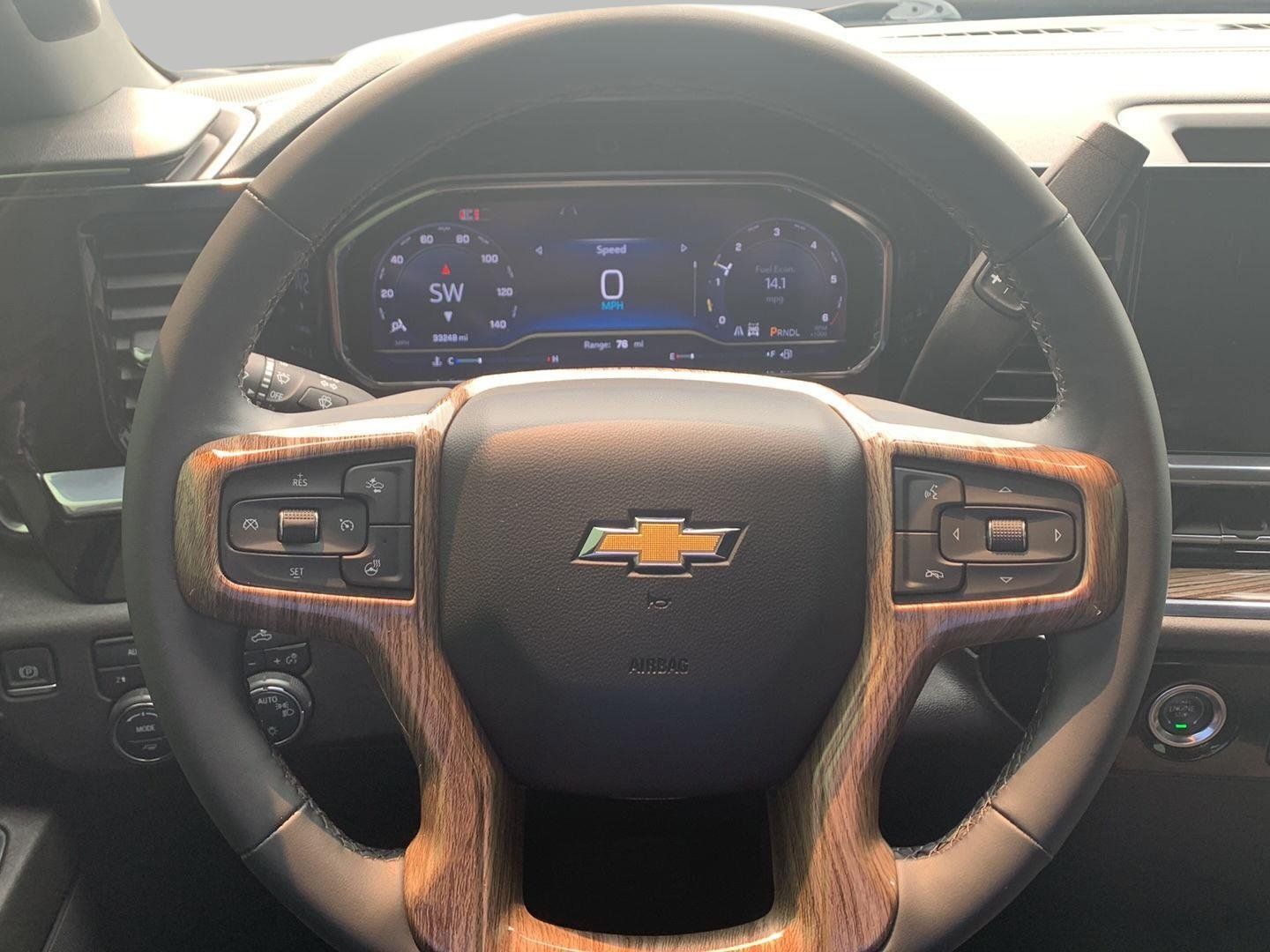Certified 2024 Chevrolet Silverado 1500 LT AWD/4WD image 10