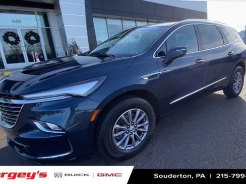 Certified 2023 Buick Enclave Essence image 4