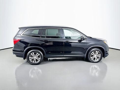 Used 2017 Honda Pilot EX-L image 4