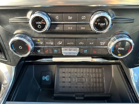 Used 2023 Ford F150 Lariat w/ Equipment Group 502A High image 36