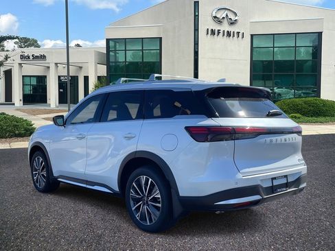 New 2026 INFINITI QX60 Luxe w/ Cargo Package image 4