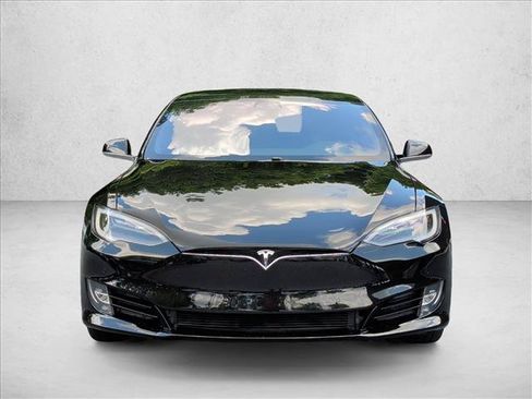 Used 2018 Tesla Model S 75D AWD/4WD image 2