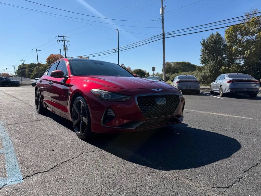 Used 2019 Genesis G70 3.3T Dynamic RWD image 4