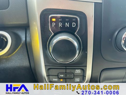 Used 2019 RAM 1500 Classic SLT image 24