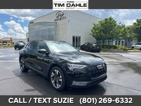 Used 2021 Audi e-tron Premium w/ Convenience Plus Package AWD/4WD image 1