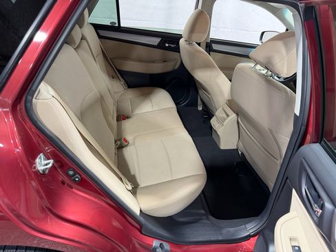Used 2019 Subaru Outback 2.5i Premium image 15