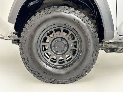 Used 2021 Toyota Tacoma TRD Off-Road w/ TRD Premium Off Road Package image 30