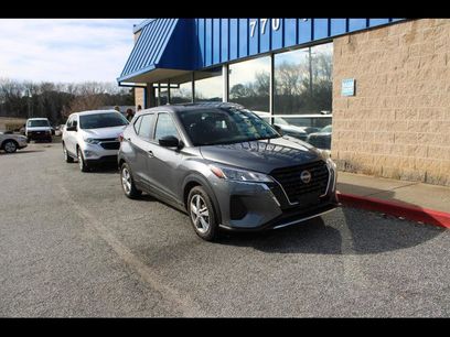 Used 2023 Nissan Kicks S