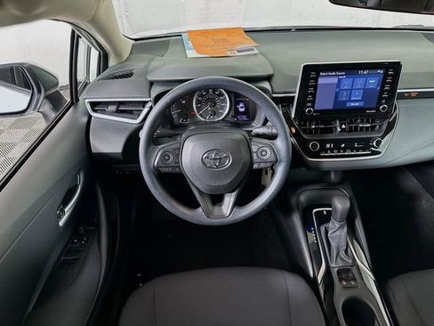 Certified 2021 Toyota Corolla LE image 17