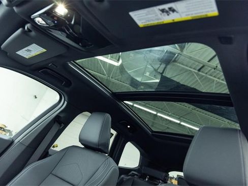 New 2026 BMW X1 xDrive28i w/ Technology Package image 16