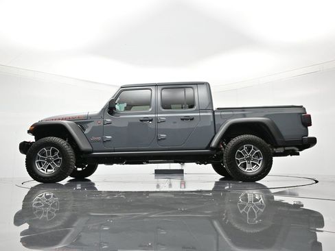 New 2026 Jeep Gladiator Mojave image 42