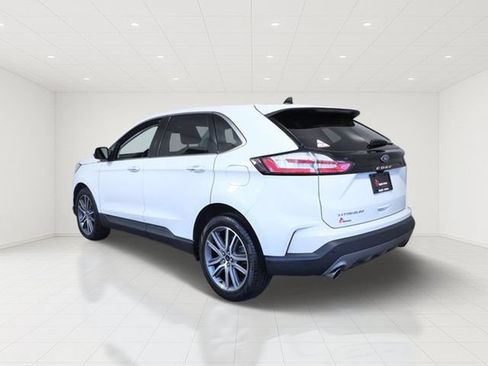 Certified 2023 Ford Edge Titanium AWD/4WD image 4
