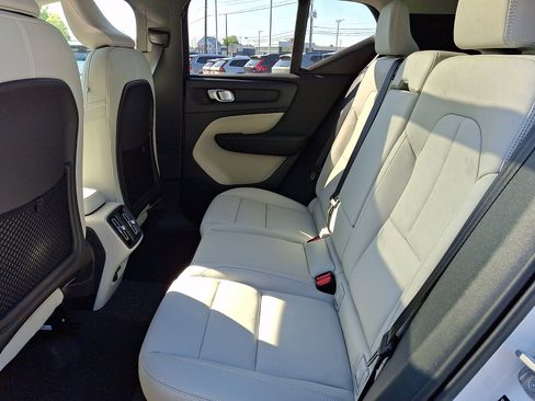 New 2026 Volvo XC40 B5 Plus w/ Climate Package AWD/4WD image 5