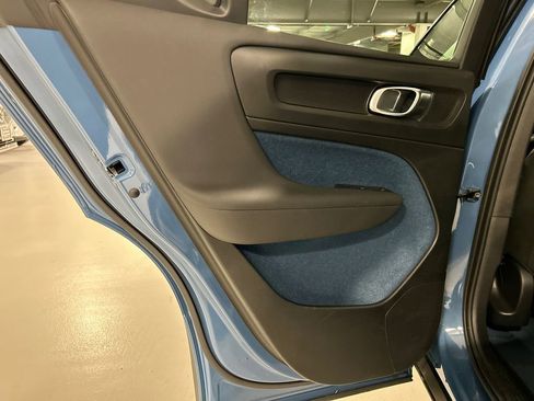 Certified 2023 Volvo XC40 Recharge Plus image 22