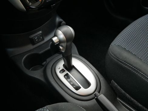 Used 2018 Nissan Versa Note SV image 24