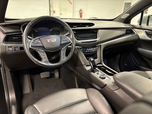 Certified 2023 Cadillac XT5 Premium Luxury image 28