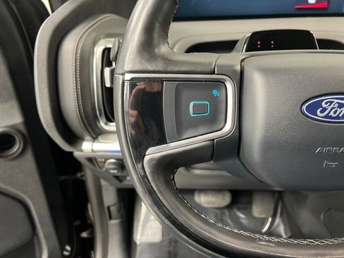 Used 2025 Ford Expedition Platinum AWD/4WD image 28