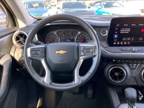 Used 2023 Chevrolet Blazer LT image 5