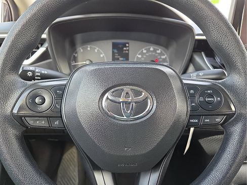 Used 2024 Toyota Corolla LE image 24
